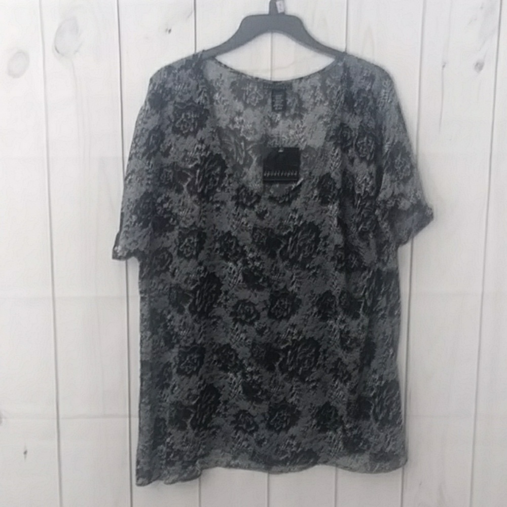 Apostrophe black floral blouse extra large